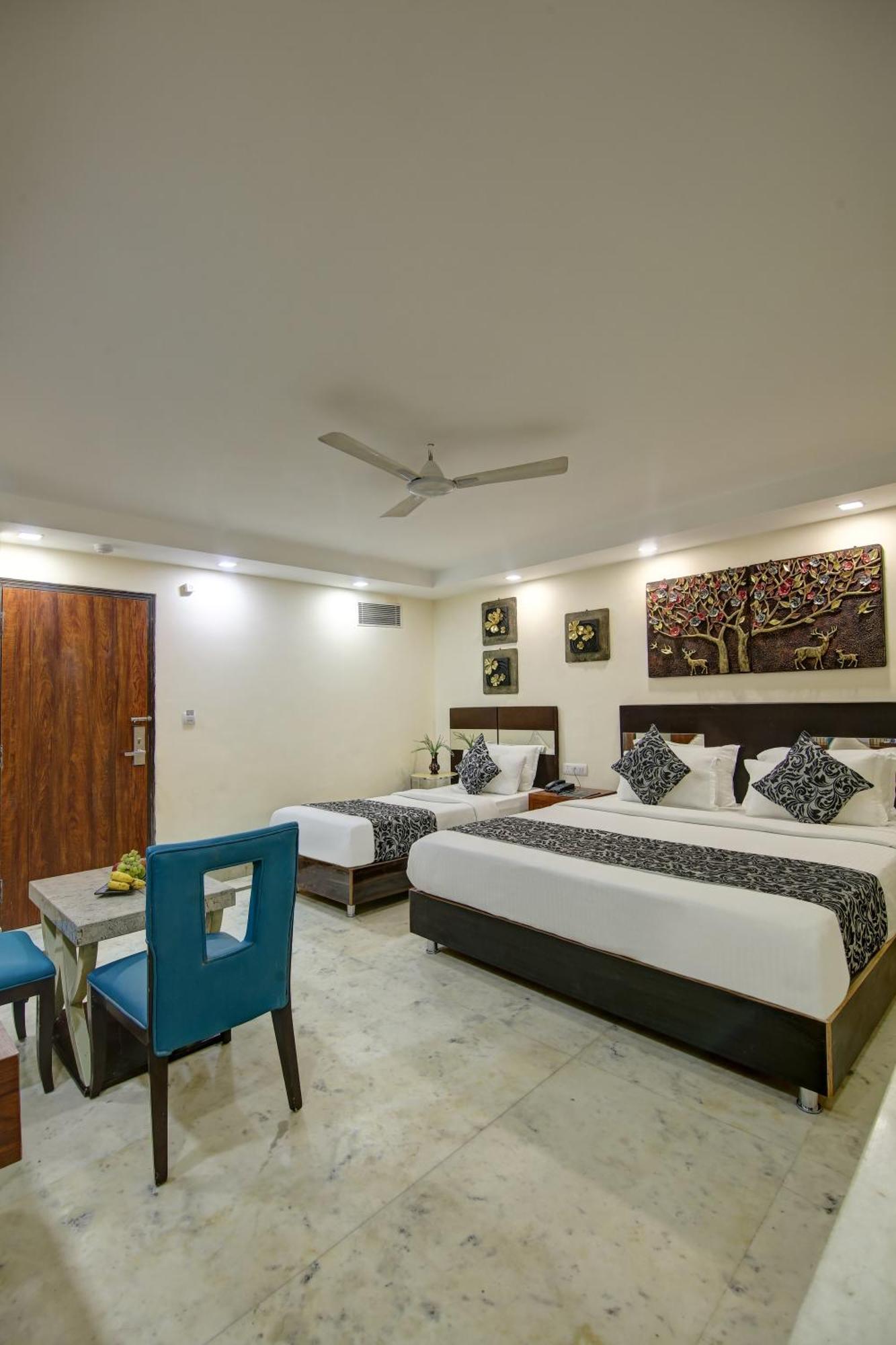 Hotel Neu Villa - Near Connaught Place & New Delhi Railway Station Esterno foto