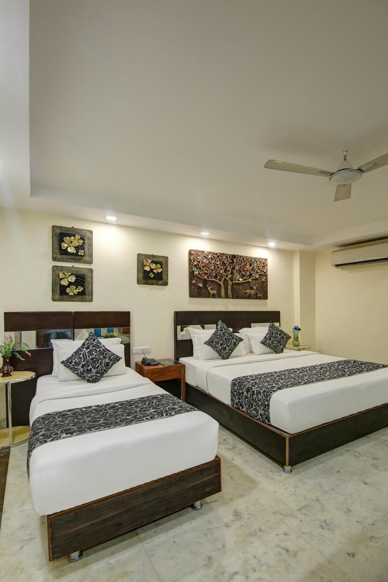 Hotel Neu Villa - Near Connaught Place & New Delhi Railway Station Esterno foto