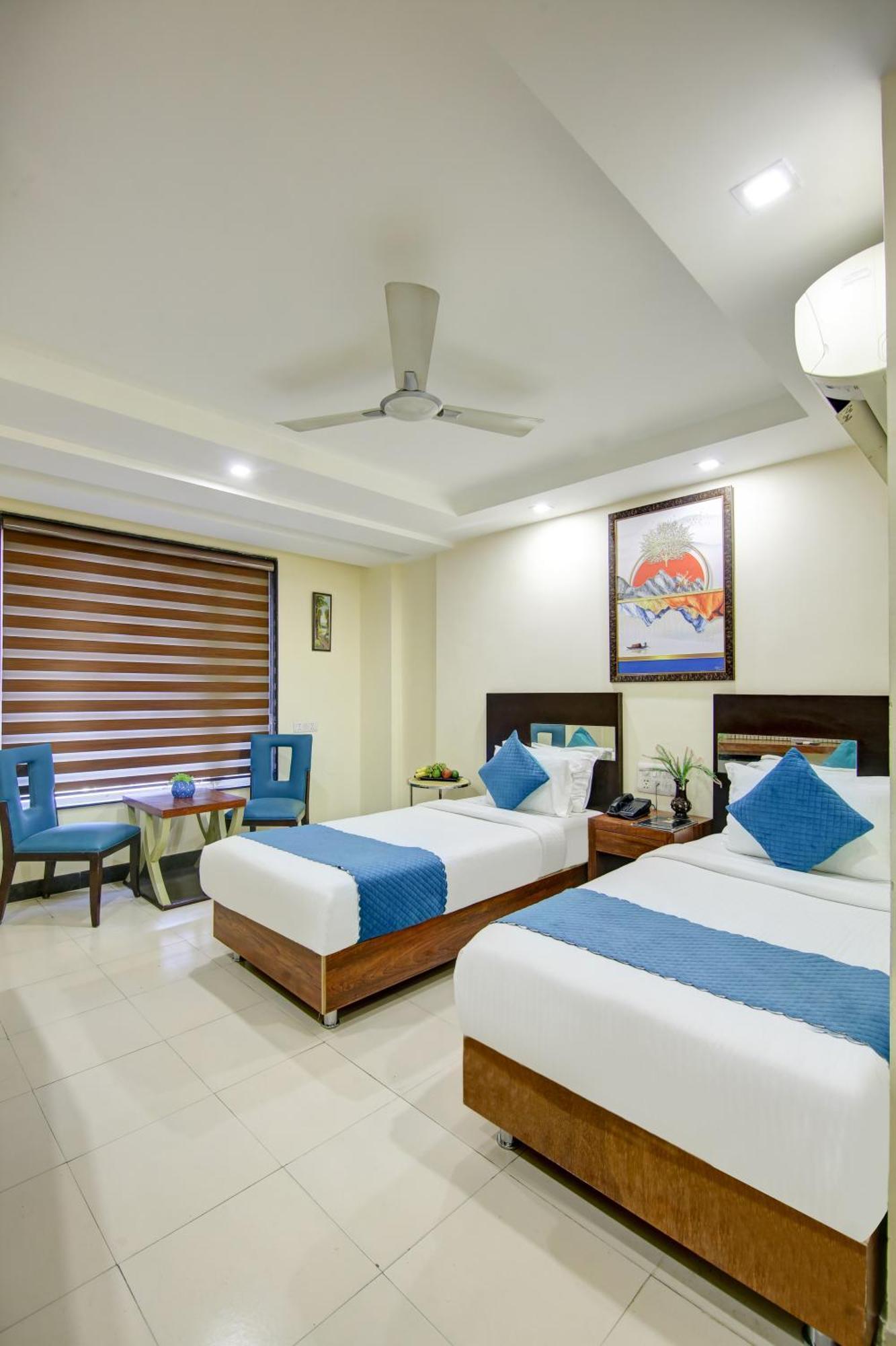 Hotel Neu Villa - Near Connaught Place & New Delhi Railway Station Esterno foto